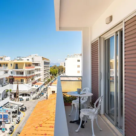 Emelia Cozy Апартаменты